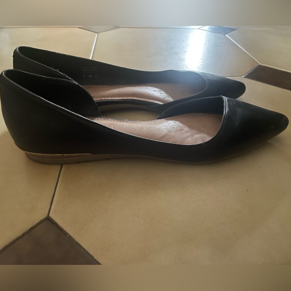 Pointy shoes
